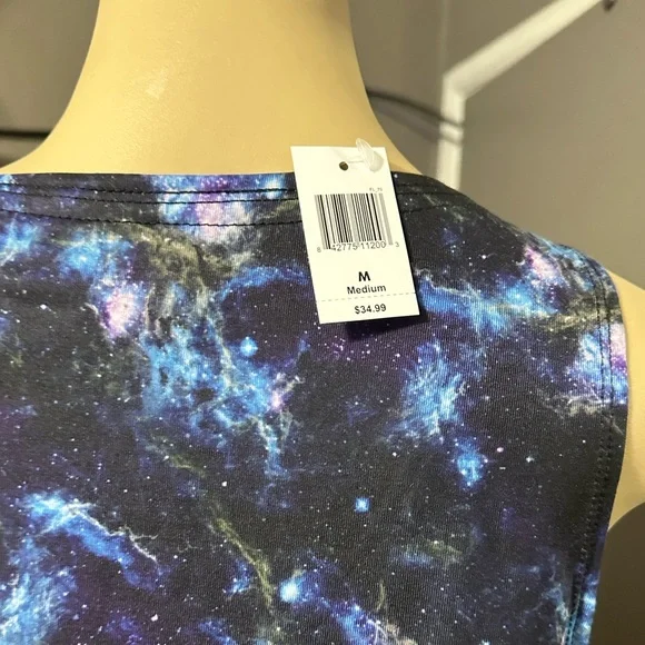 Star Wars tank top, her universe, size medium New black blue universe designe - Picture 6 of 10